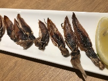 烤整條魷魚乾