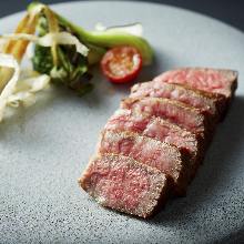 Kobe beef ribeye charcoal grilled steak (100g)