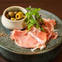 Jamon Serrano and assorted olives