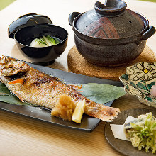 8,800日圓套餐 (8道菜)