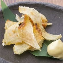 炙烤鱏鰭乾