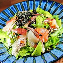 酪梨海鮮沙拉