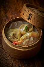 三種肉汁韓式餃子拼盤